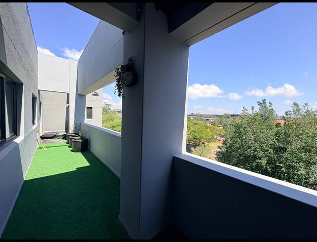738M² OFFICE TO LET IN MIDRIDGE PARK